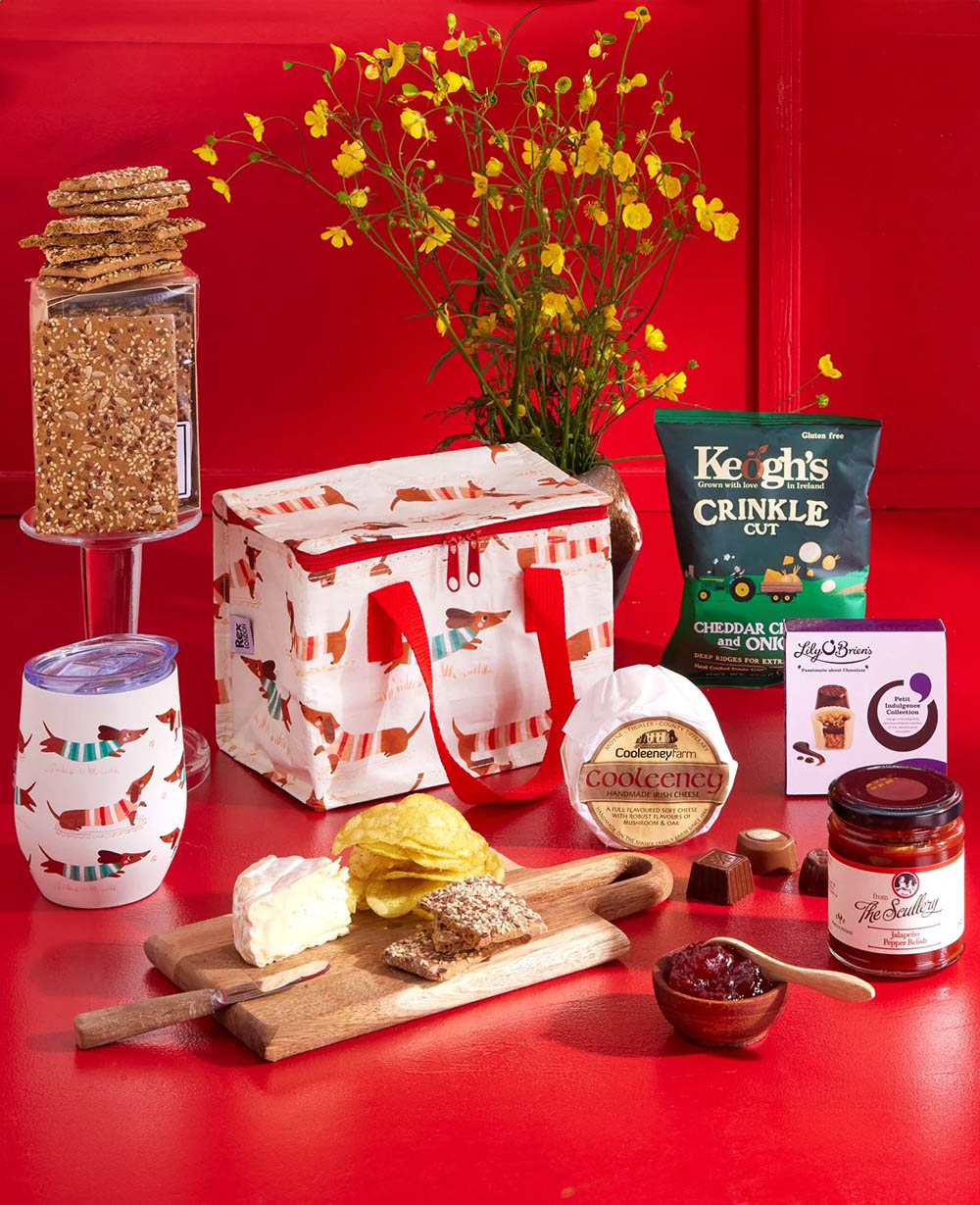 On-The-Go Treats Gift Bag<br/>(Corporate Gifts) On-The-Go Treats Gift Bag<br/>(Corporate Gifts)